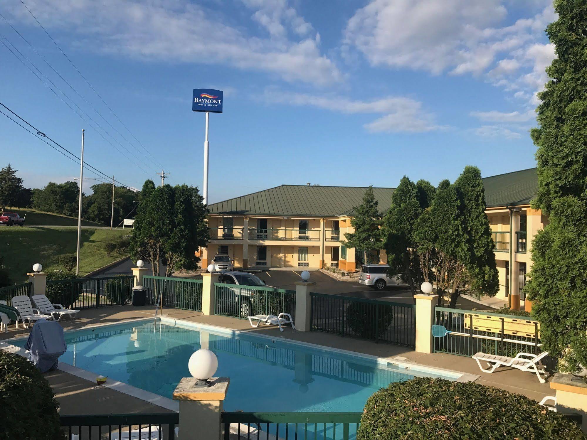 Baymont By Wyndham Cave City Exterior foto